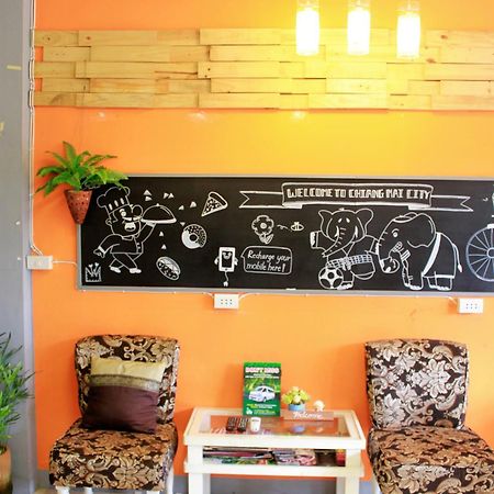 Cm City Hostel チエンマイ エクステリア 写真