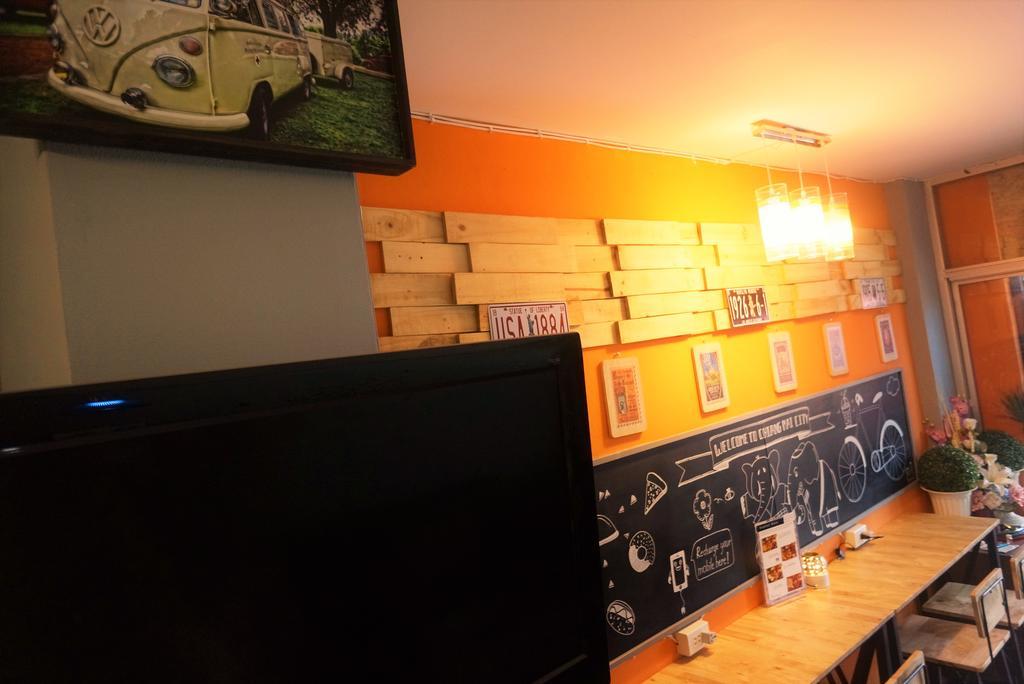 Cm City Hostel チエンマイ エクステリア 写真