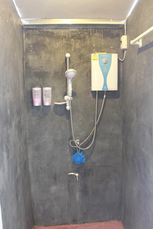Cm City Hostel チエンマイ エクステリア 写真