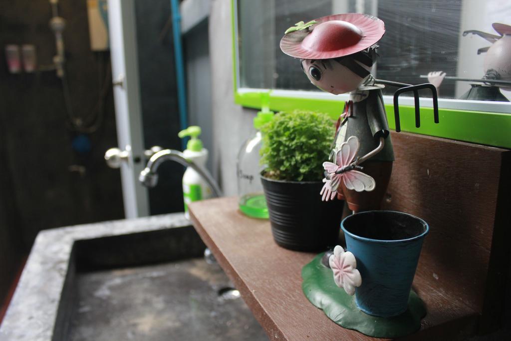 Cm City Hostel チエンマイ エクステリア 写真