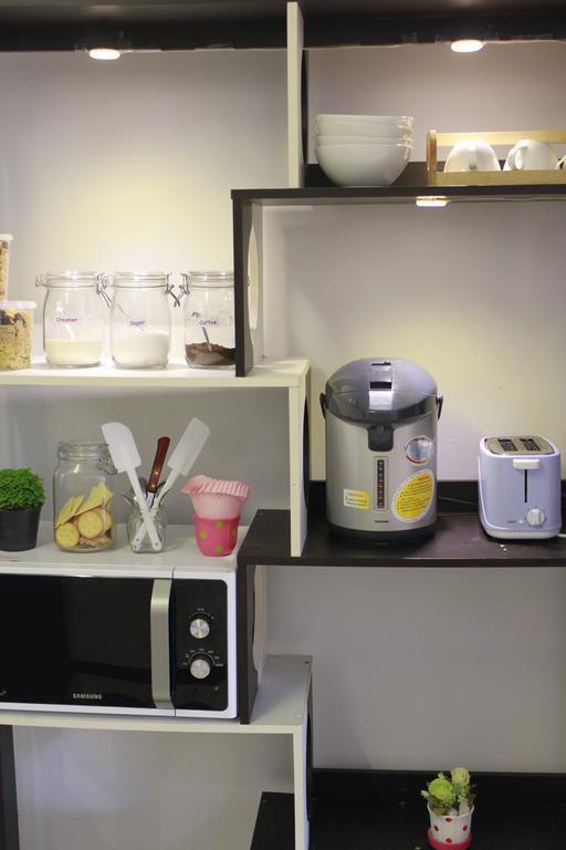 Cm City Hostel チエンマイ エクステリア 写真