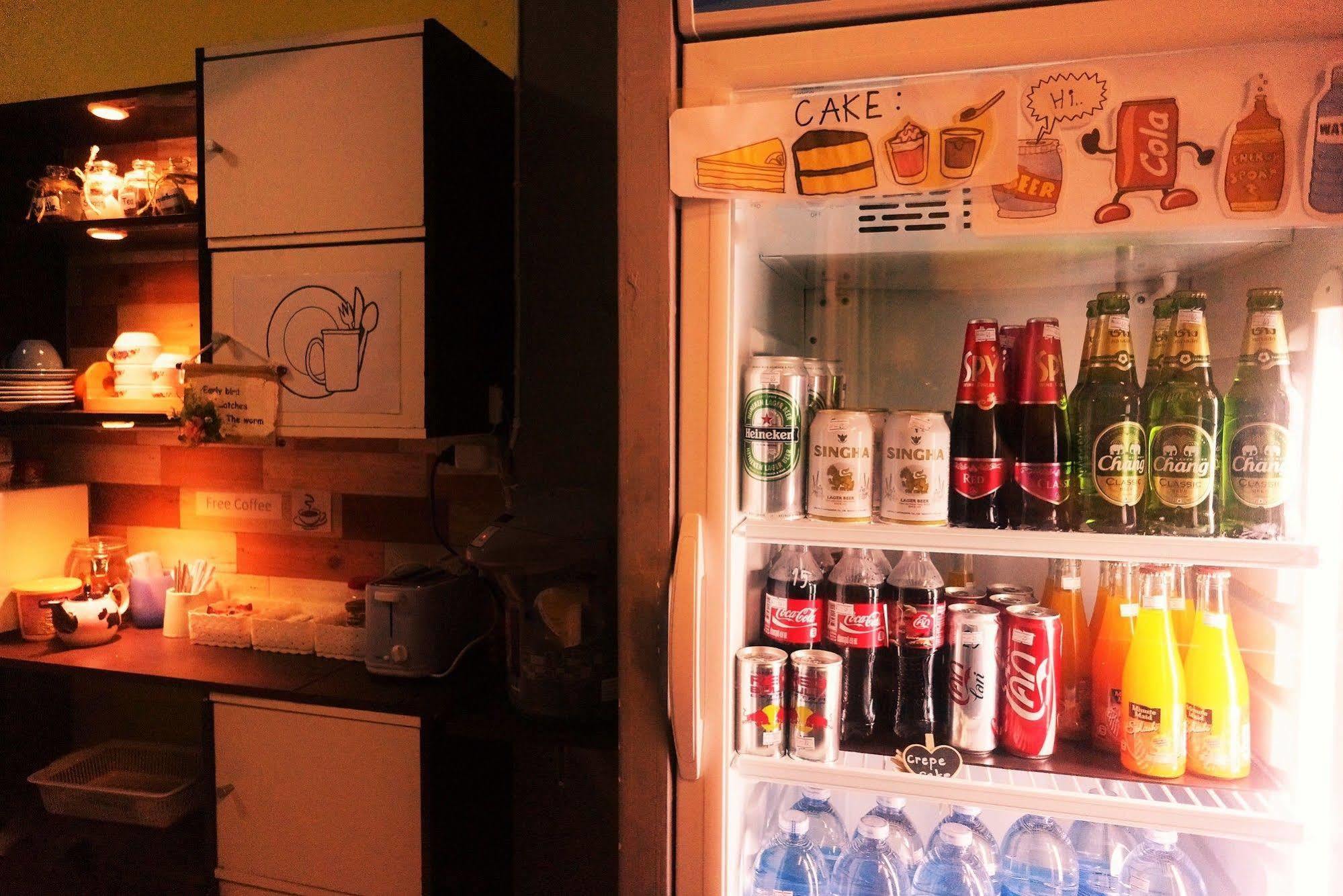 Cm City Hostel チエンマイ エクステリア 写真