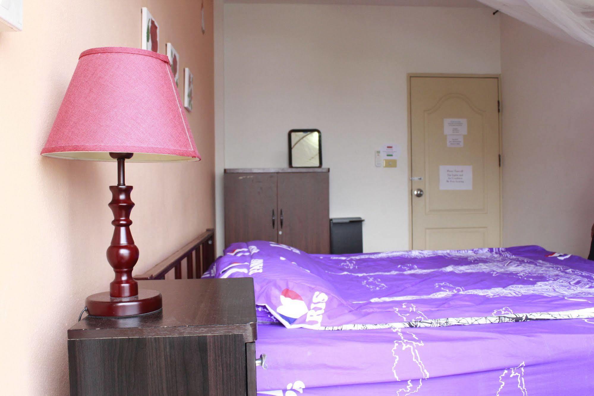 Cm City Hostel チエンマイ エクステリア 写真
