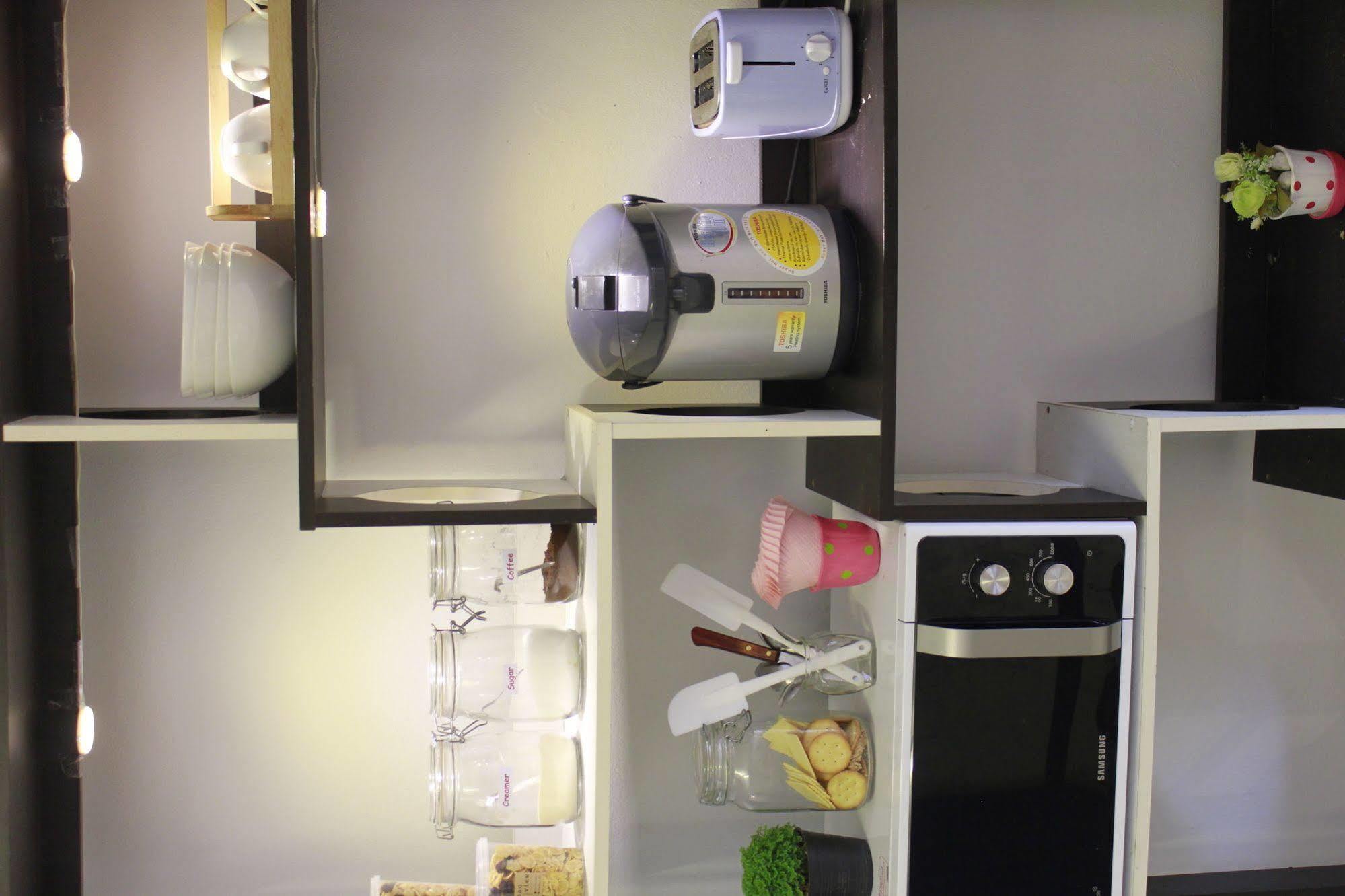 Cm City Hostel チエンマイ エクステリア 写真